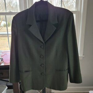 100% wool, soft green, fully lined tailored jacket. Made in Italy